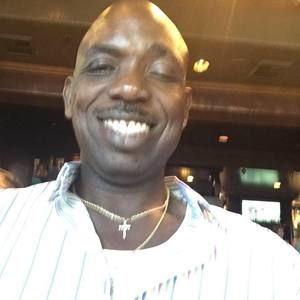 Meet your Posher, Olusile olushine